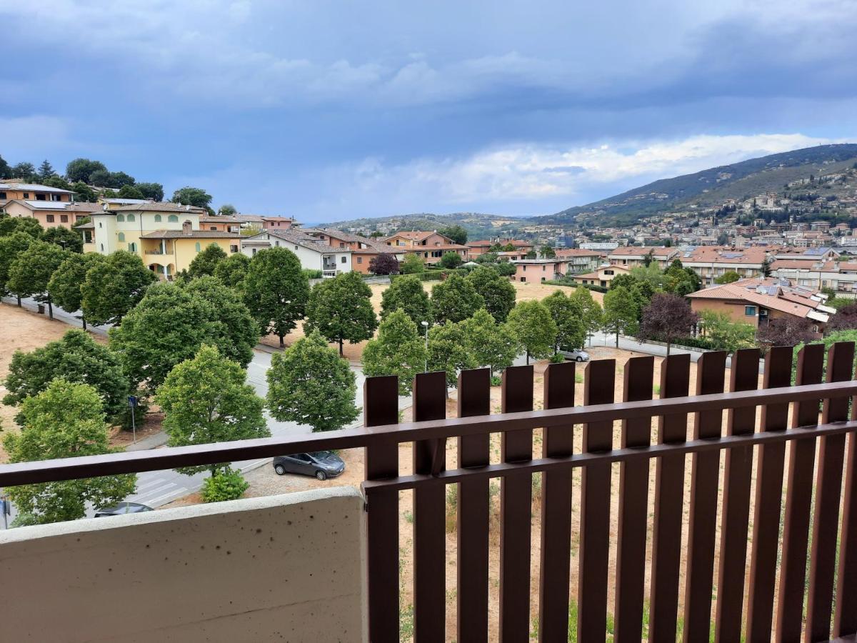 Appartamento Confortevole E Ben Servito San Mariano Extérieur photo